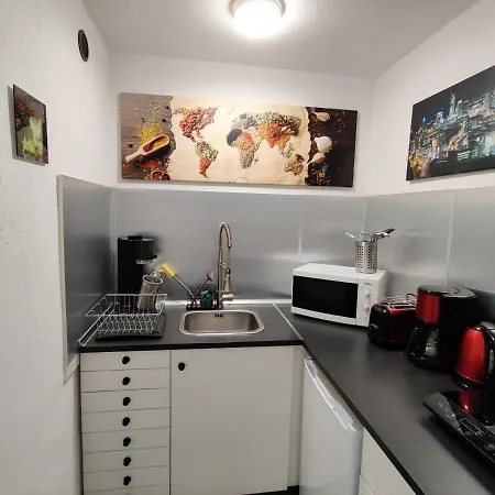 H-Lodges - Top City-Appartments In Essen Room photo